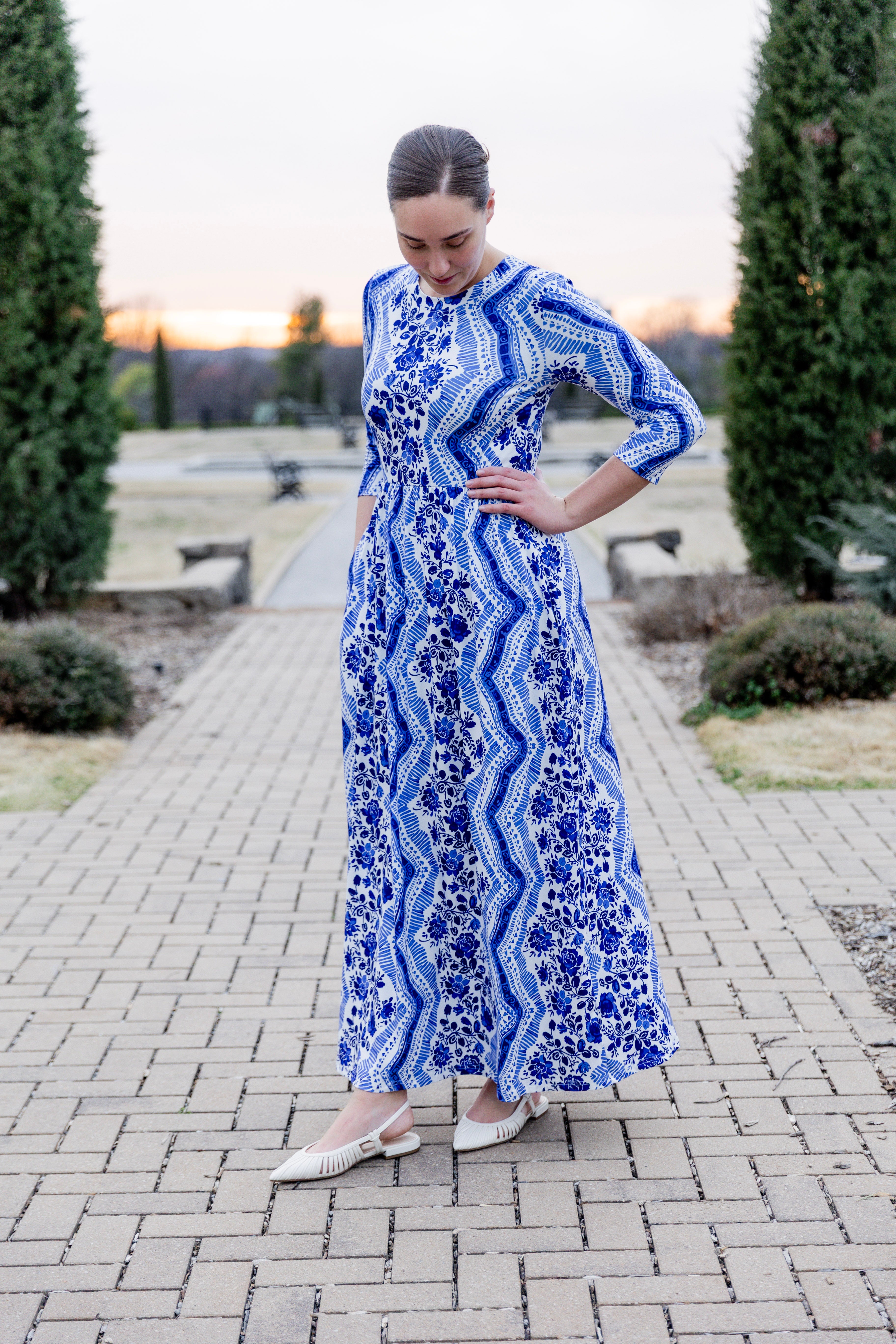 modest maxi dress pretty prints with 3/4 sleeve