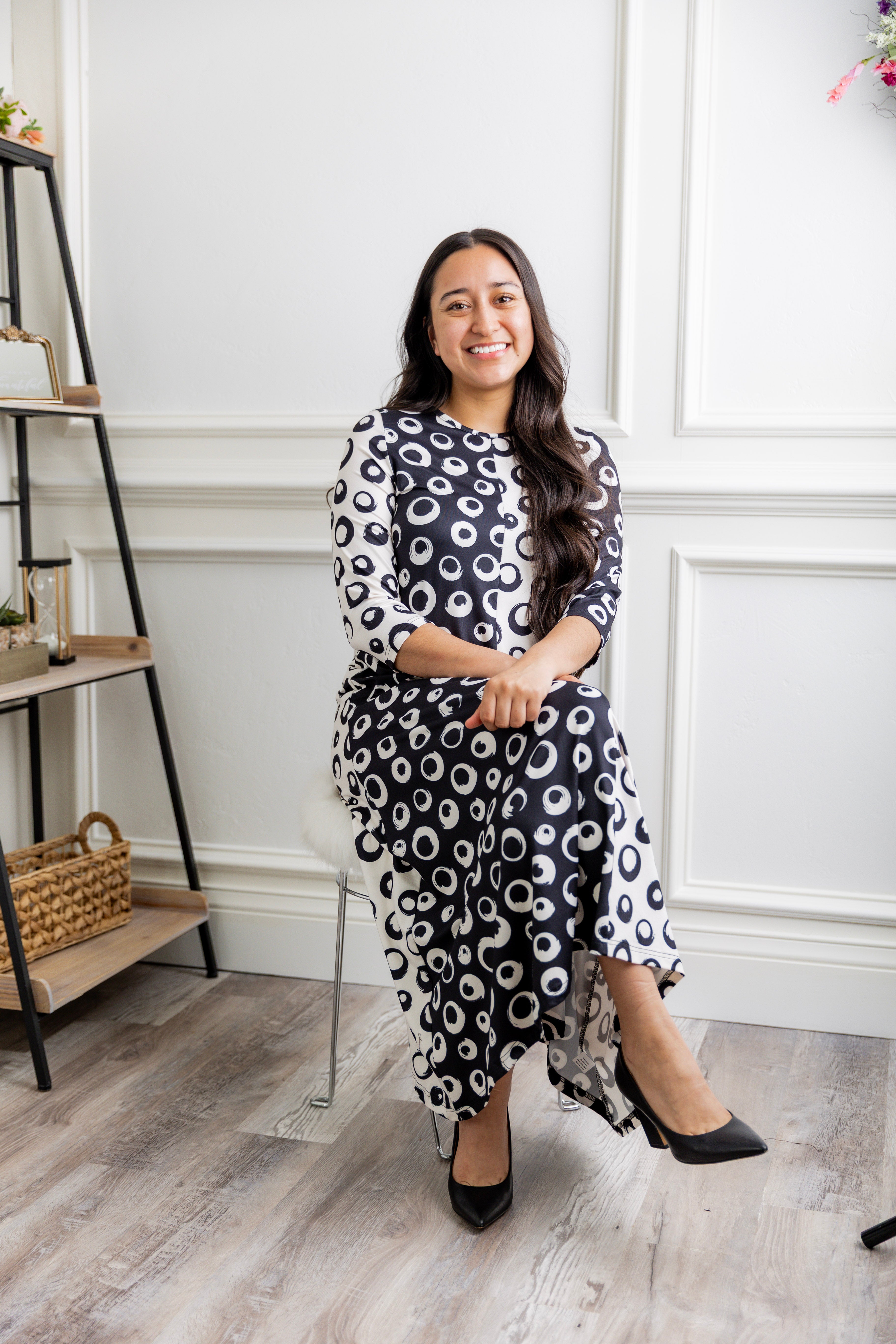 Model wearing the Nuggles® Liana Dress – modest midi dress with ¾ sleeves