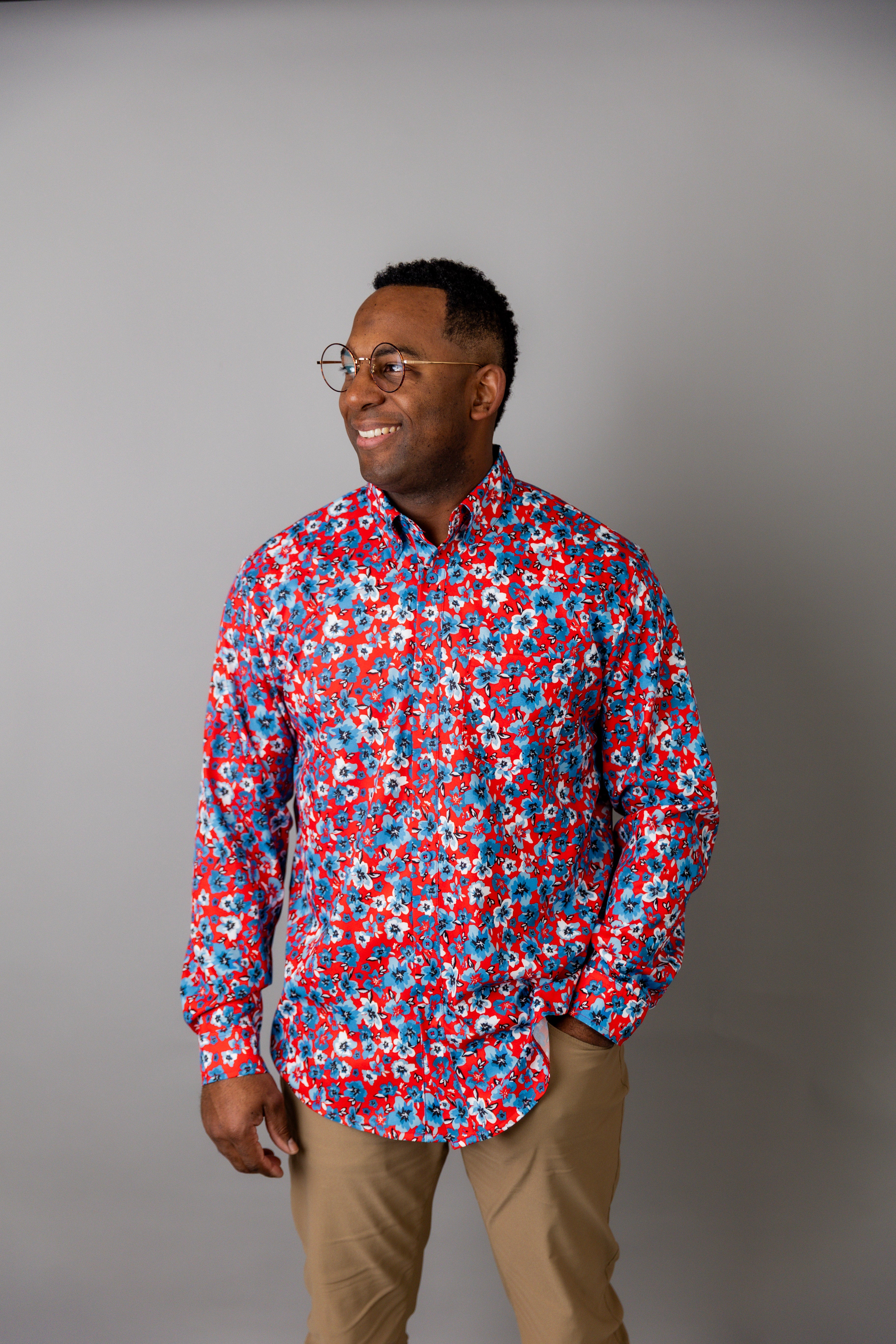 Model wearing Nuggles® Men's Button Down Shirt in Pinstripe Ditsy