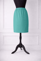 Nuggles® 25-inch classic skirt elastic waistband and straight silhouette