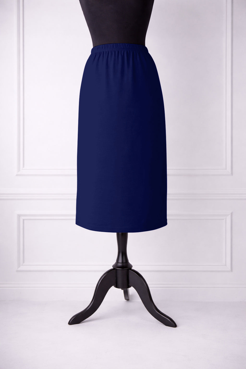 Stock photo of our Nuggles® 27-inch classic skirt elastic waistband and straight silhouette in Dark Royal