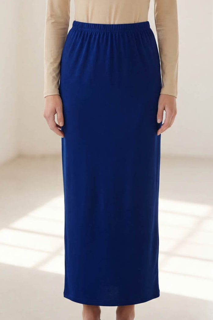 Model wearing Nuggles® 36" Classic Skirt in Dark Royal