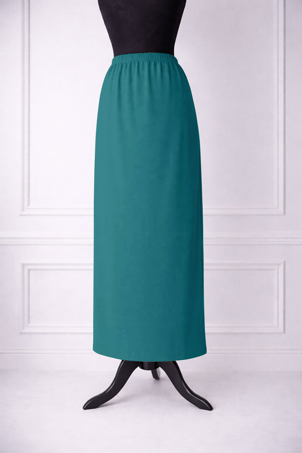 Stock photo of our Nuggles® 36-inch classic skirt elastic waistband and straight silhouette in Teal