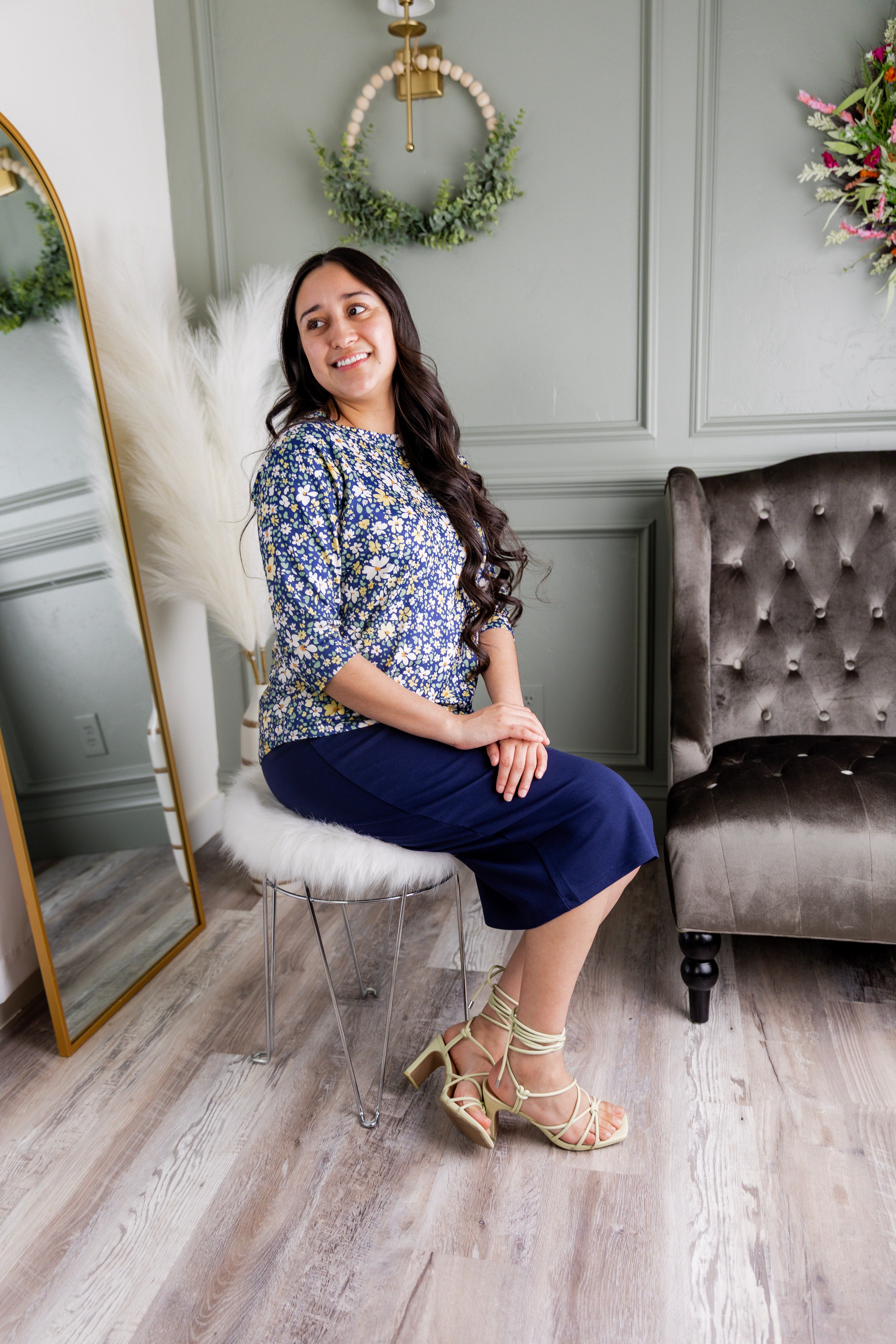 Model wearing the Nuggles® Lucia Top in Cottage Blue