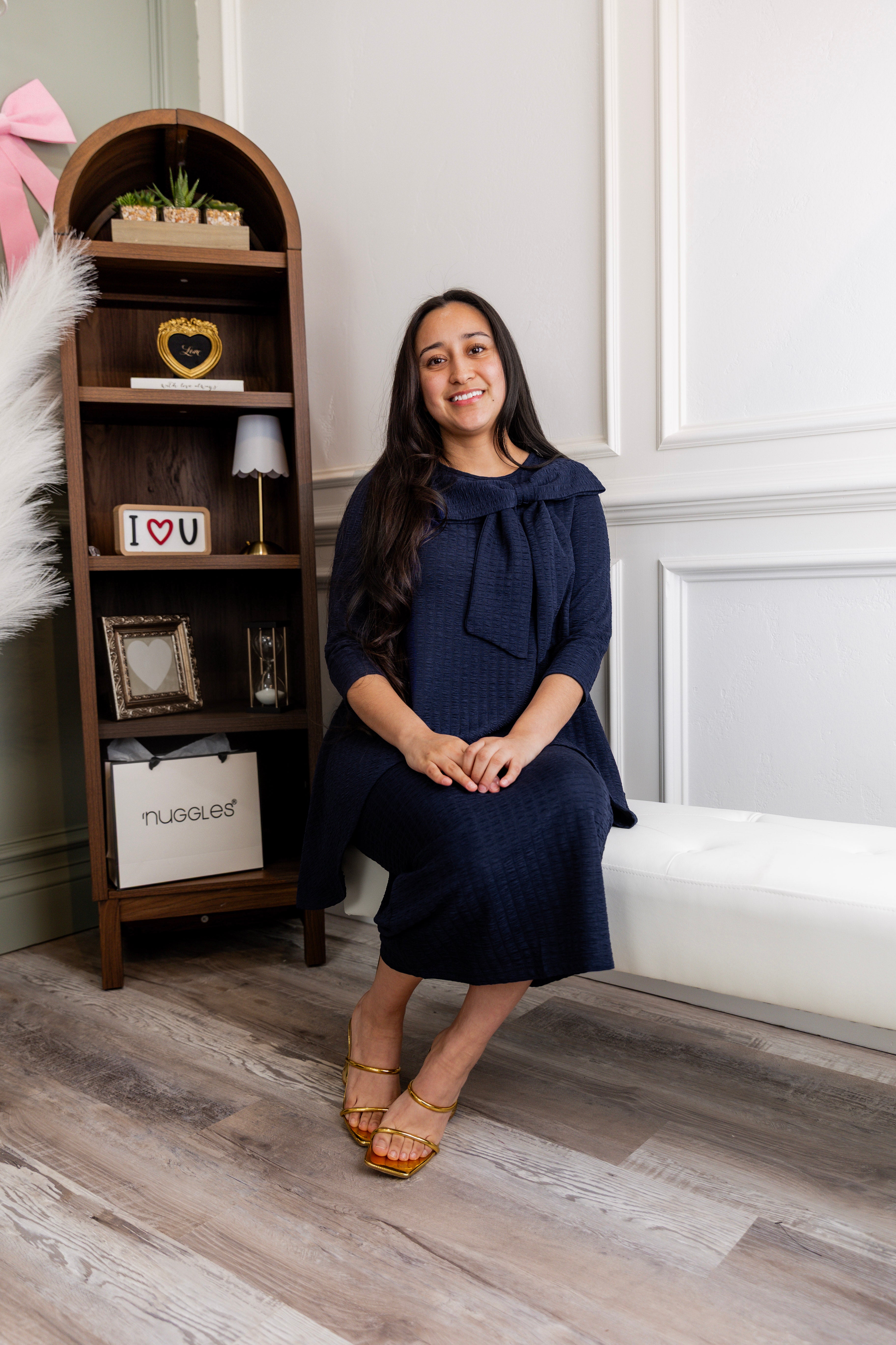 Model wearing Nuggles® 31' Eleanor Skirt in Navy