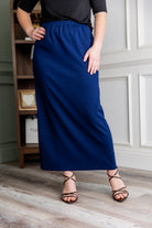 Nuggles® 36-inch classic skirt elastic waistband and straight silhouette