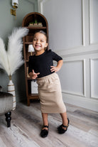 Our Nuggles® Girls' midi classic skirt in with elastic waistband and straight silhouette