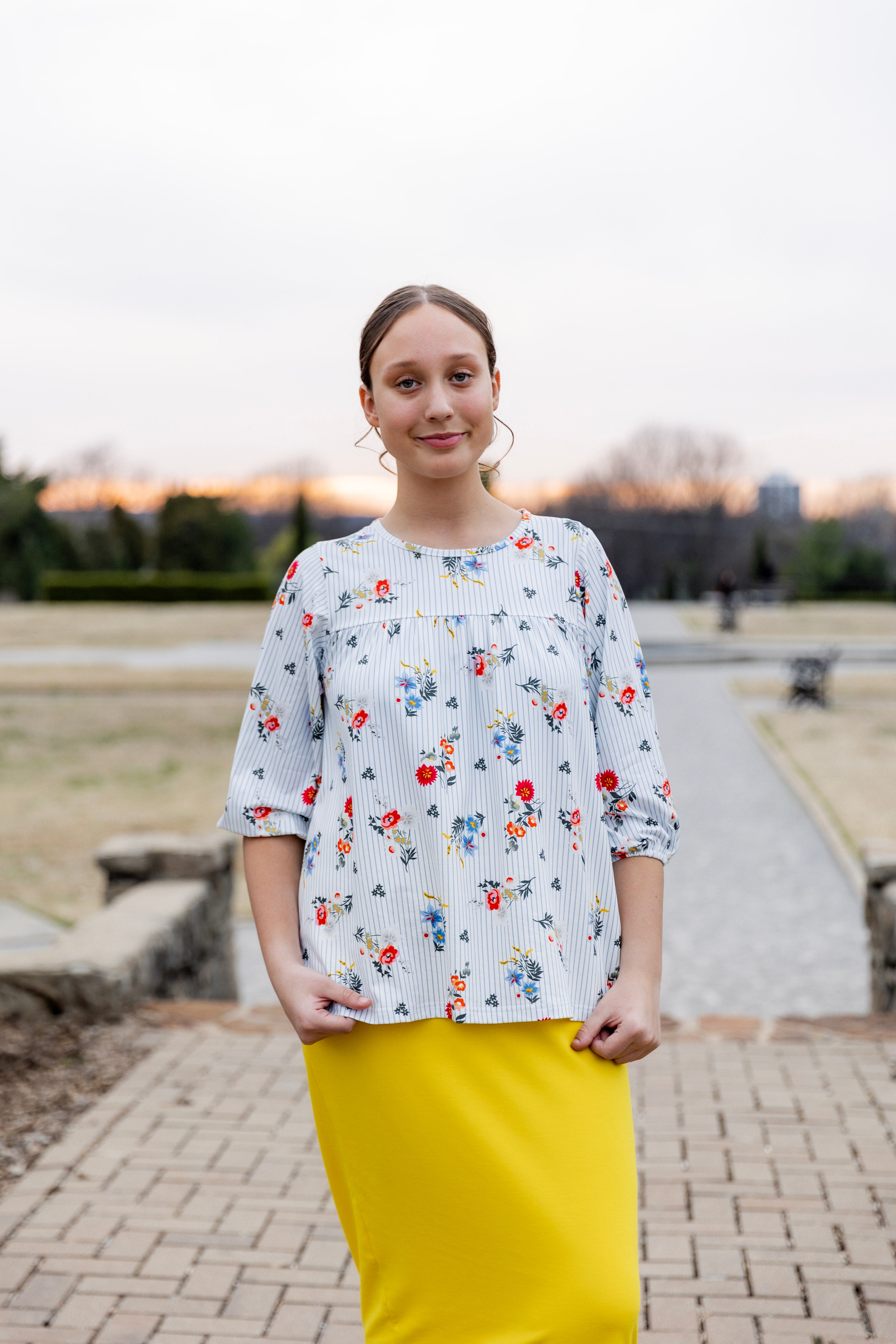 3/4 bubble sleeve modest beautiful print top 