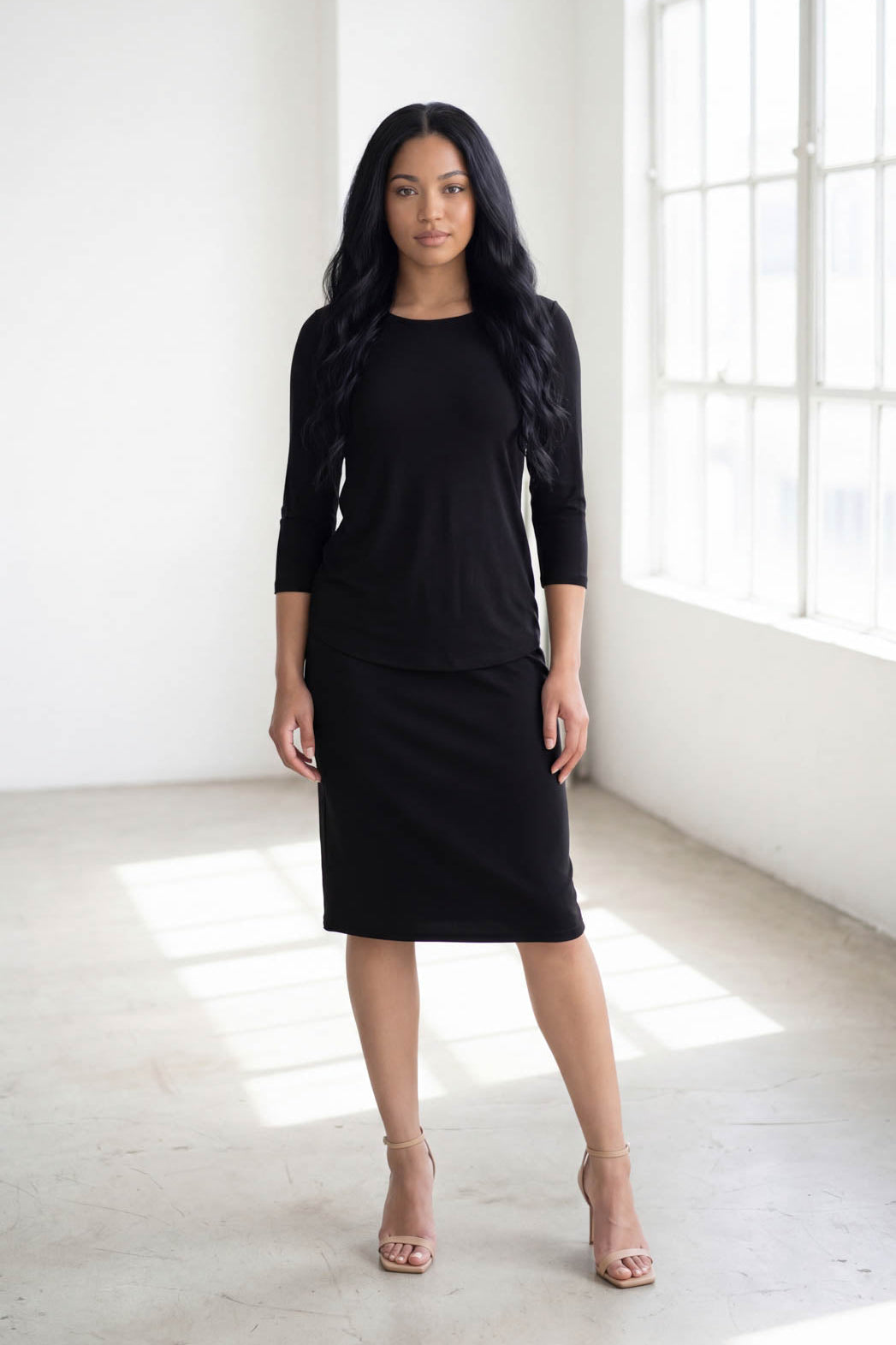 Essential 3/4 Tee in Black nuggles-clothing