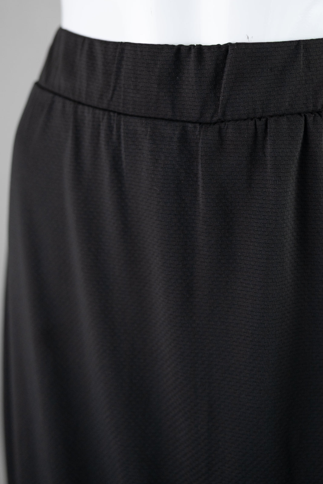 Model wearing Nuggles® 31" All-Sport Skirt in Black