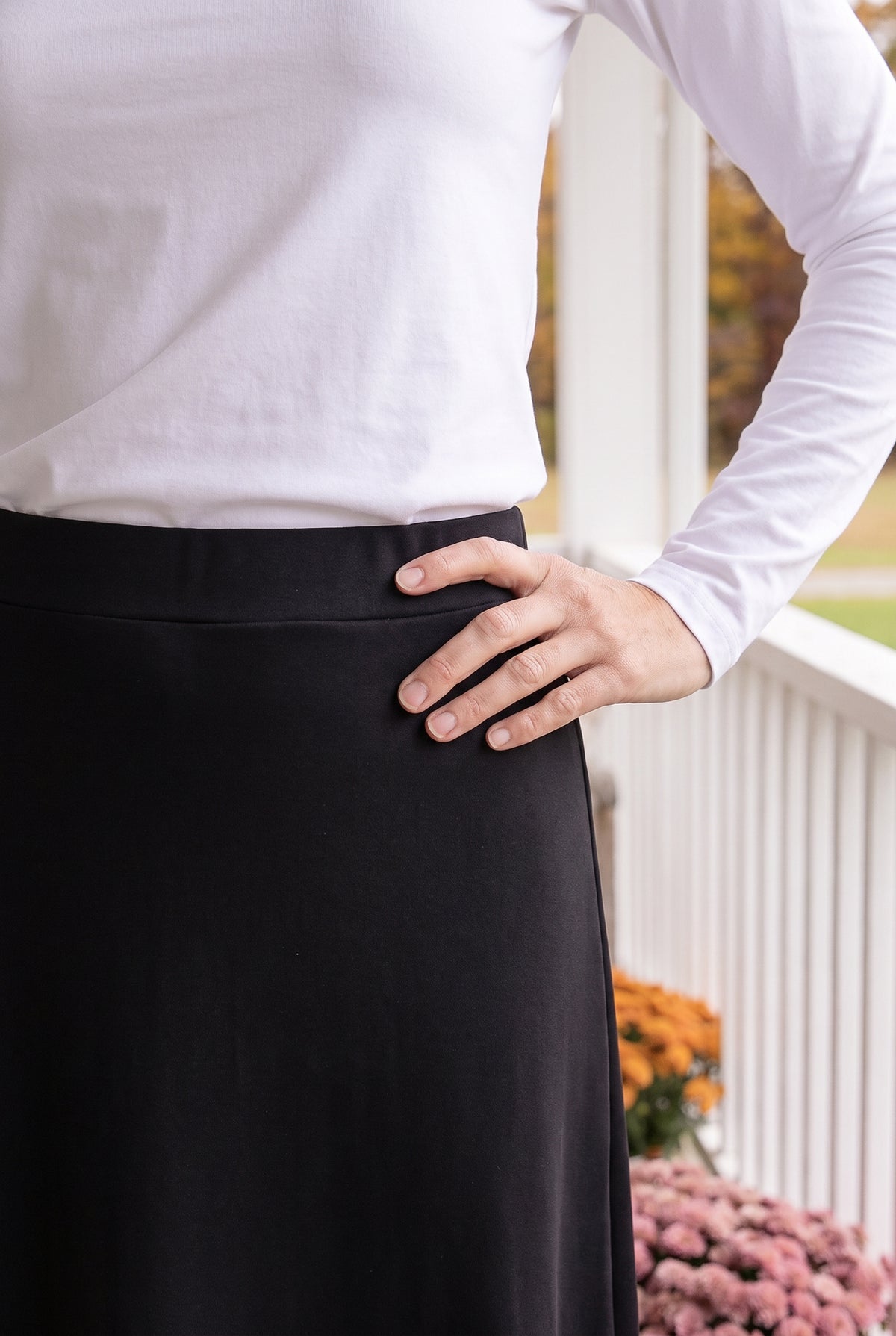 Nuggles® Tilly Sport Skirt in Black close up