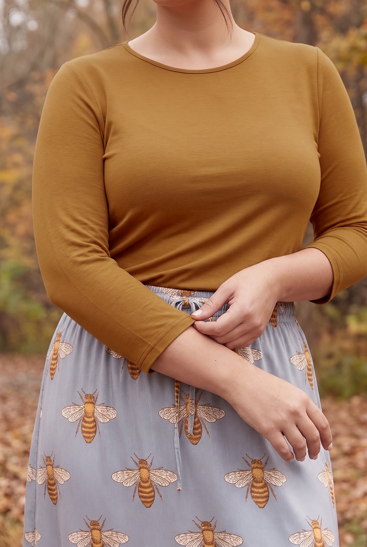 Model wearing Nuggles®  Essential 3/4 Sleeve Tee in Camel