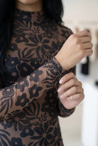 Model wearing Nuggles®  Mesh Tee in Cocoa Bloom