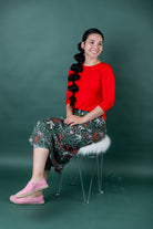 Model wearing the Nuggles® 31 inch Sport Flex Skirt with adjustable waistband and pockets.