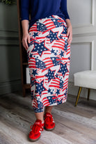 Model wearing Nuggles® 31" Sport Skirt in  Star-Spangled Parade