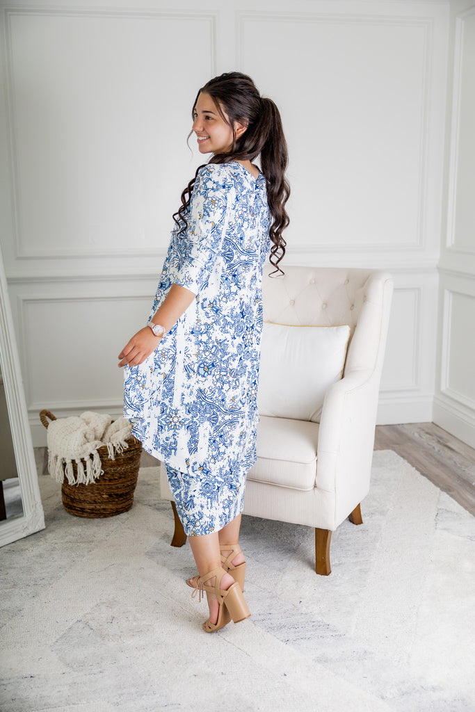 Everly Collection 3/4 sleeve tunic style top prints