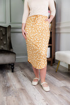 Model wearing Nuggles®3 1" Drawstring Skirt in Vanilla Sprinkle 