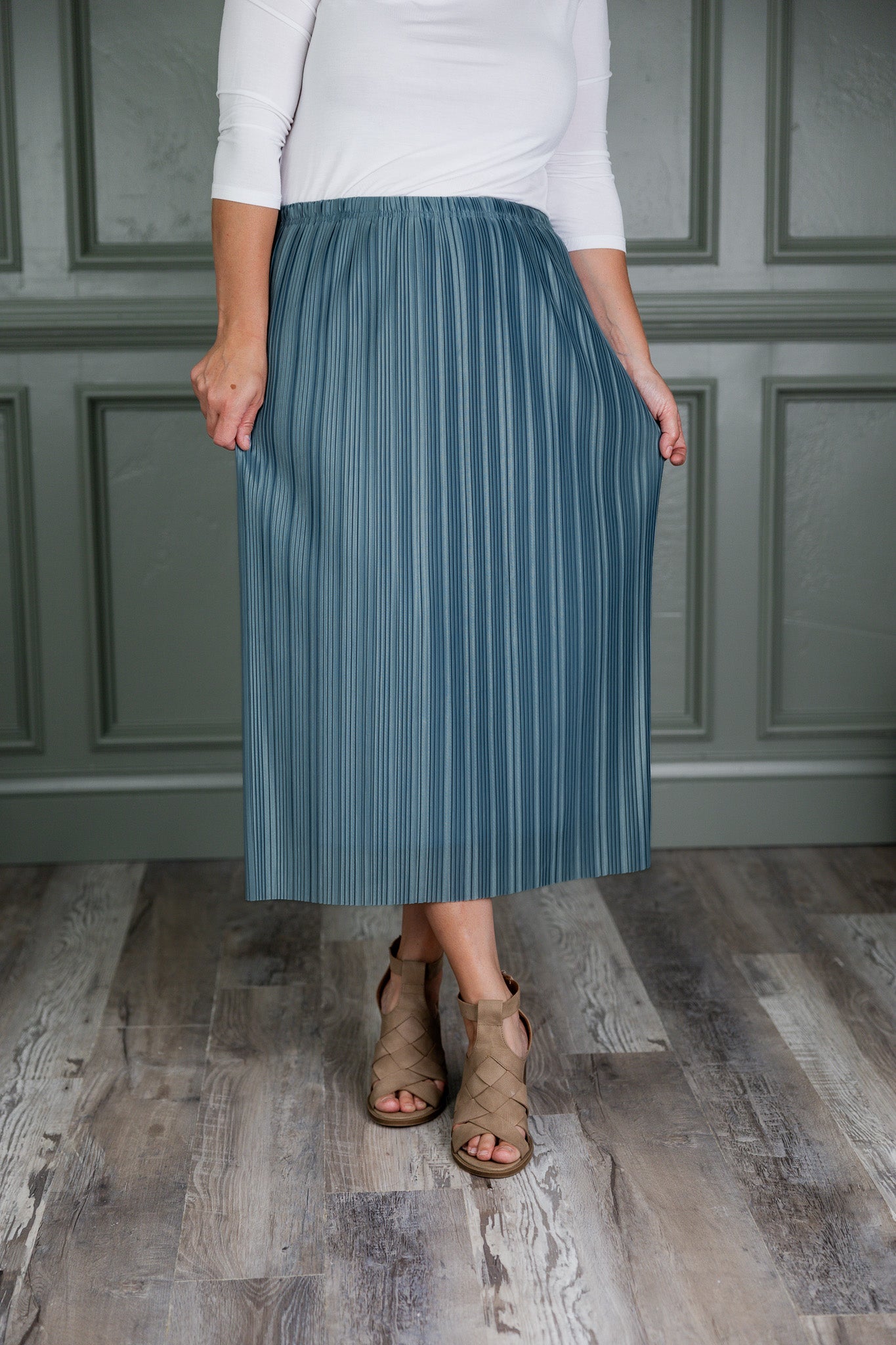 Nuggles® Nyla Lined Skirt – modest lined skirt for women in premium knit fabric