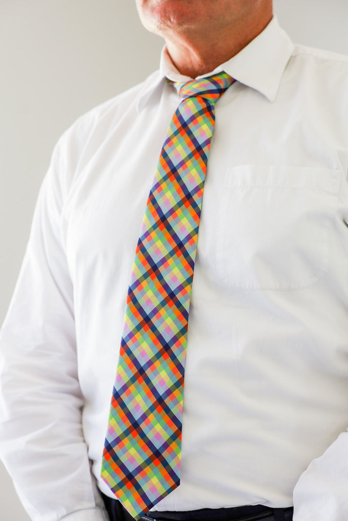 jaxon plaid tie