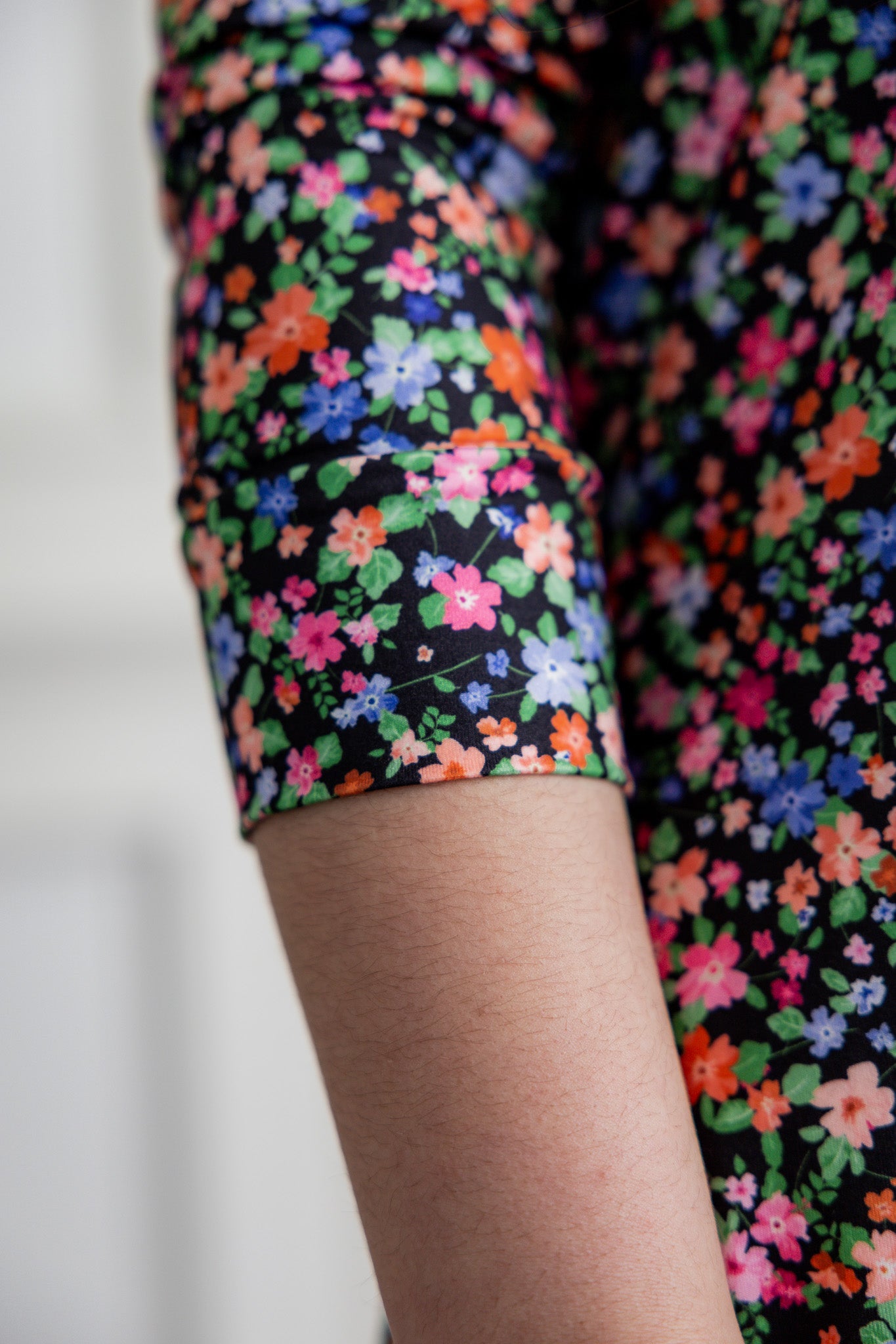 3/4 sleeve tunic top modest prints