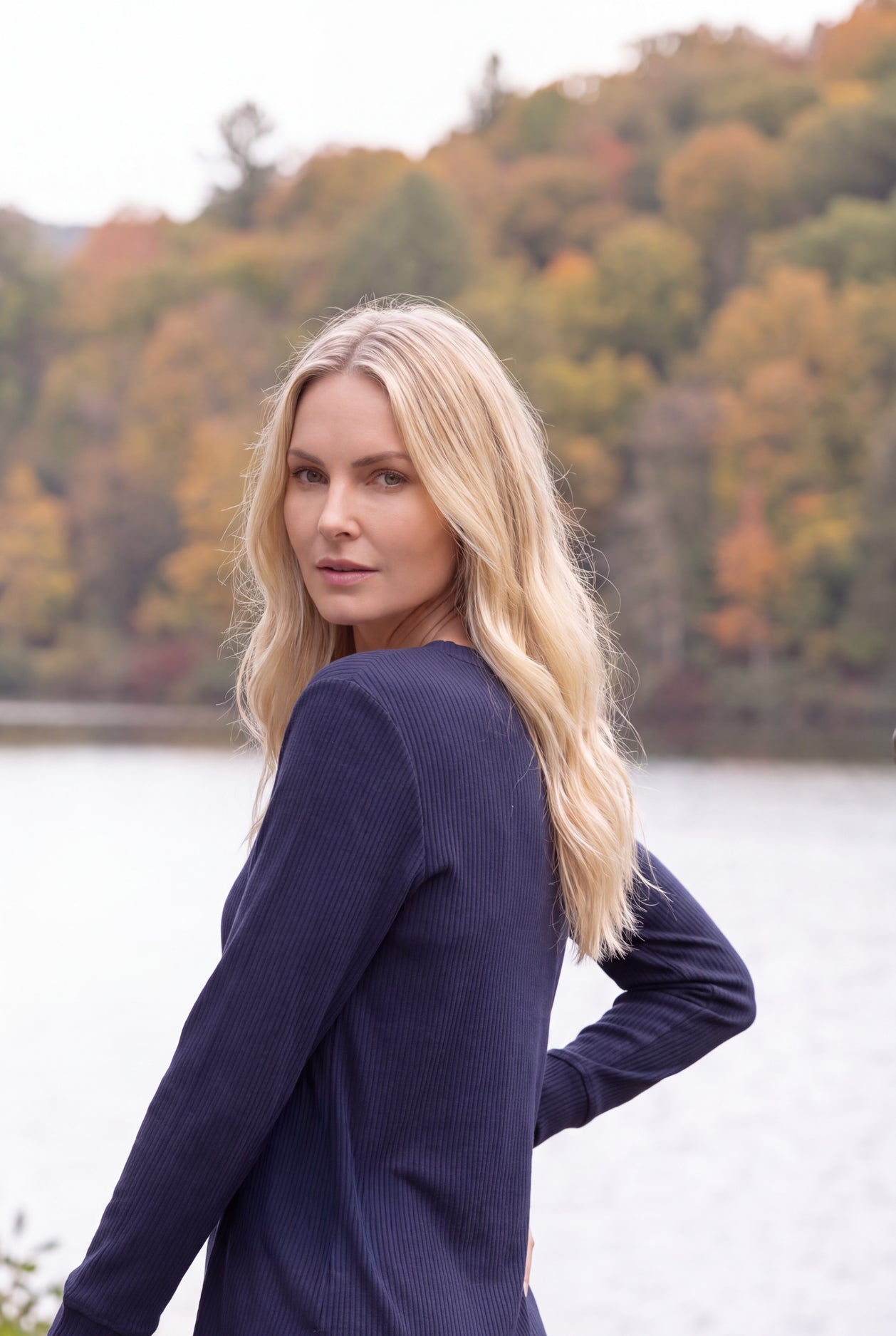 Model wearing Nuggles®  Misty Lounge Set in Navy