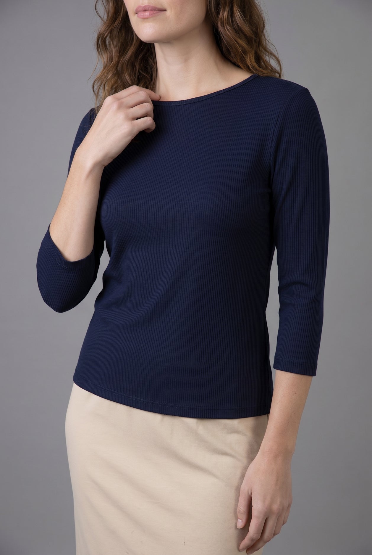 Model wearing Nuggles® 3/4 Essential Ribbed Tee in Navy