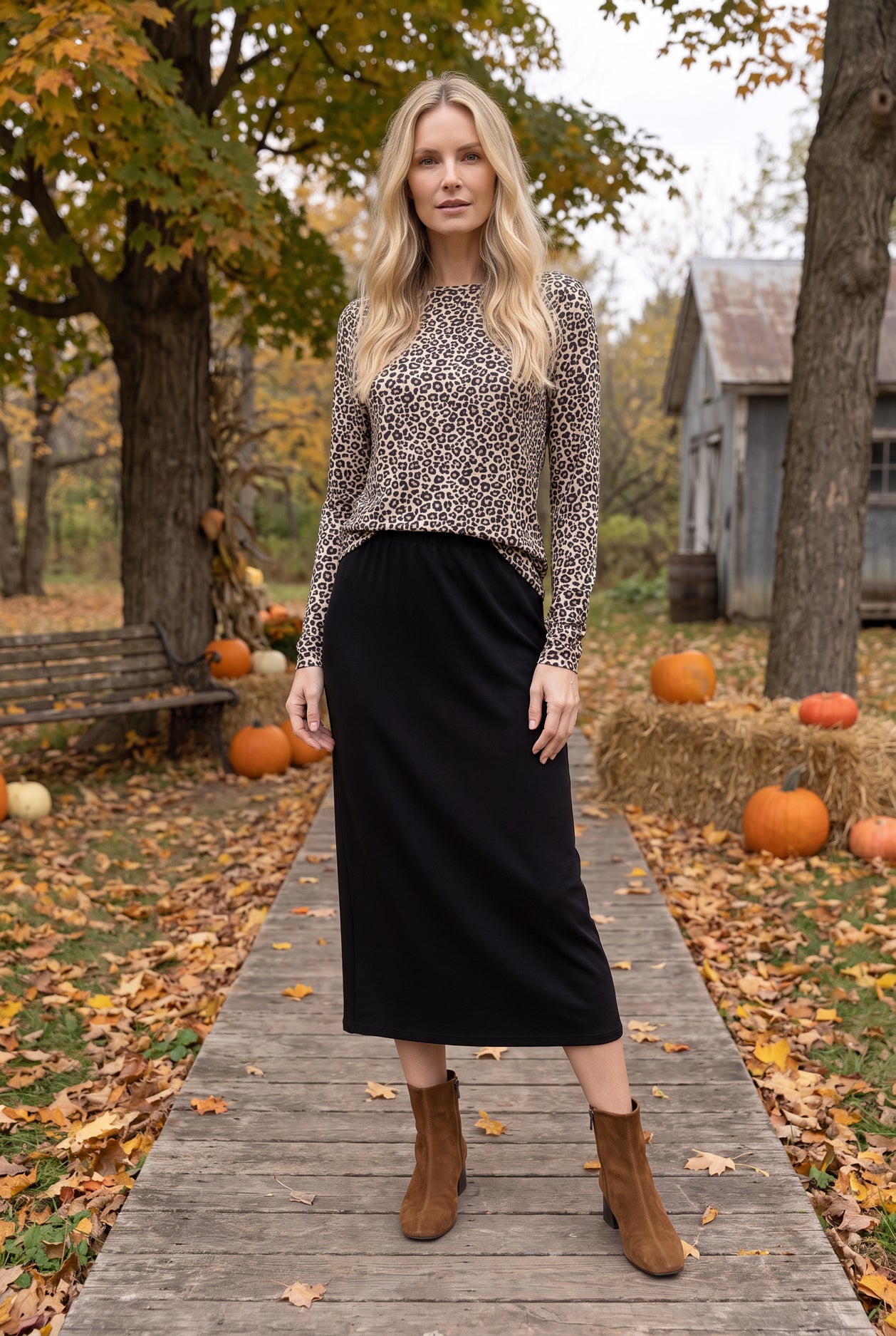 Model wearing Nuggles®  Long Sleeve Essential Tee in Safari