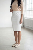 Nuggles® 25-inch classic skirt elastic waistband and straight silhouette