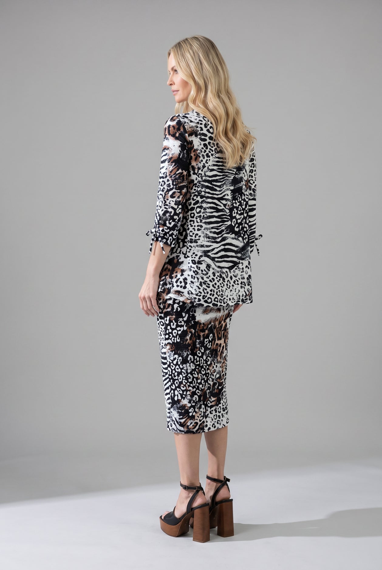 Model wearing Nuggles® 31" Lexi Skirt in Wild Mix