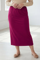 Model wearing Nuggles® 31" Classic Skirt  in Wine