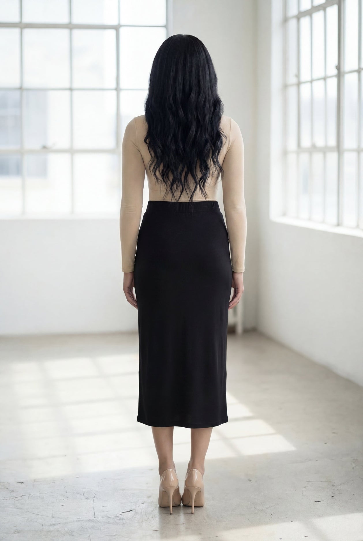 31" Lightweight Lined Pencil Skirt in Black nuggles-clothing