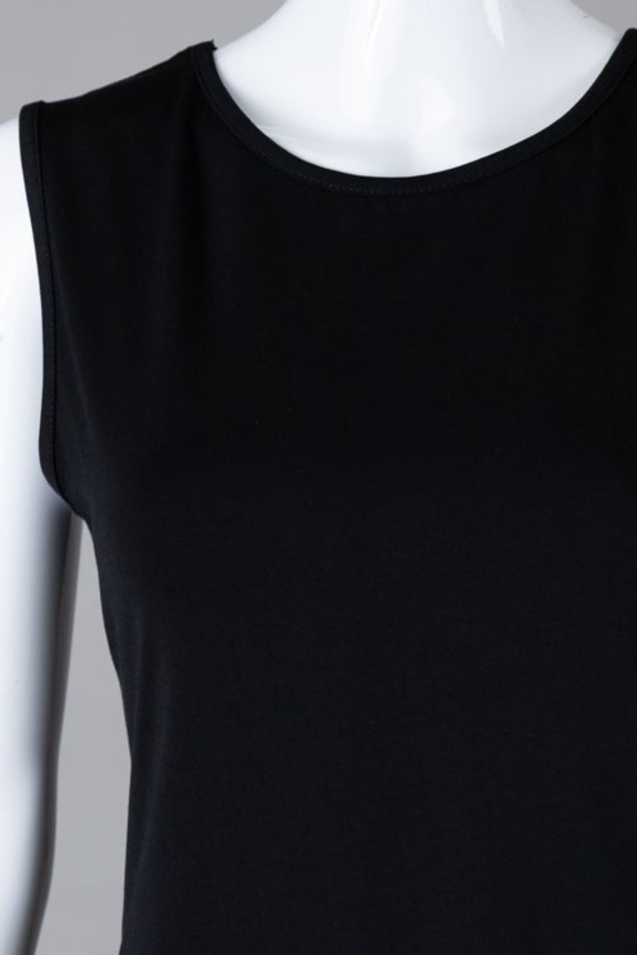 Model wearing Nuggles® Essential Tank in Black