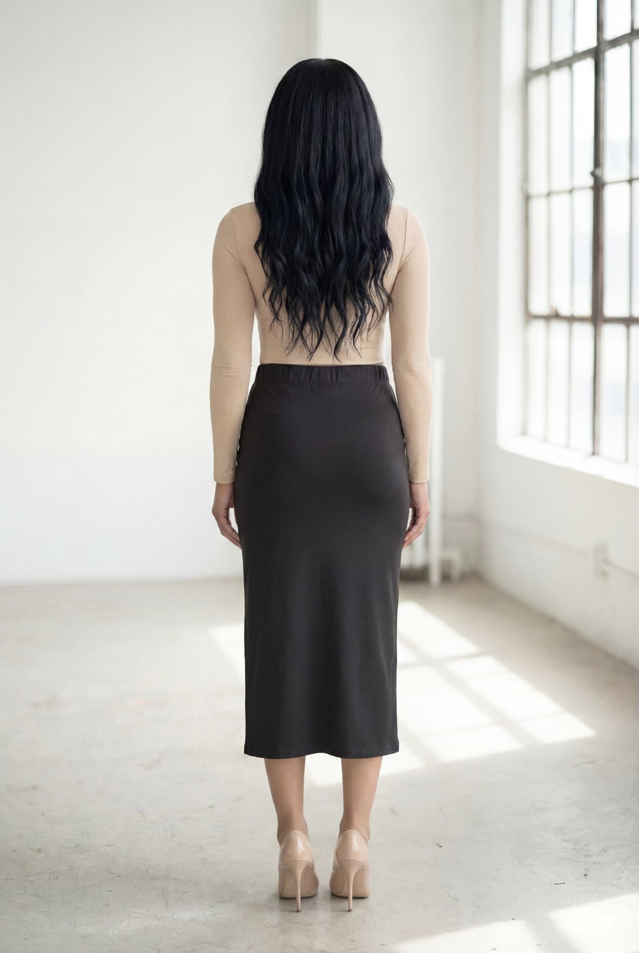 31" Lightweight Lined Pencil Skirt in Steel Grey nuggles-clothing