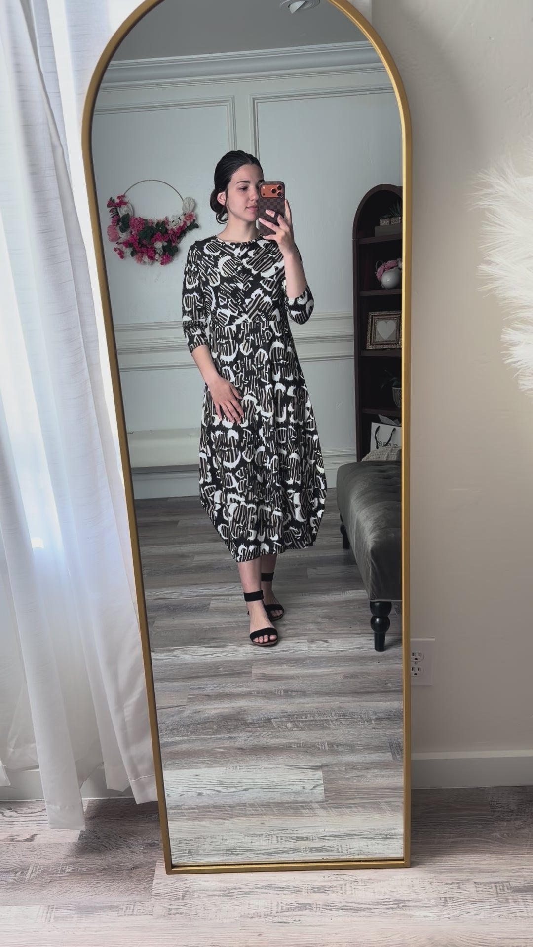 Try in video of our Modest Nuggles® Cindy Bubble Dress
