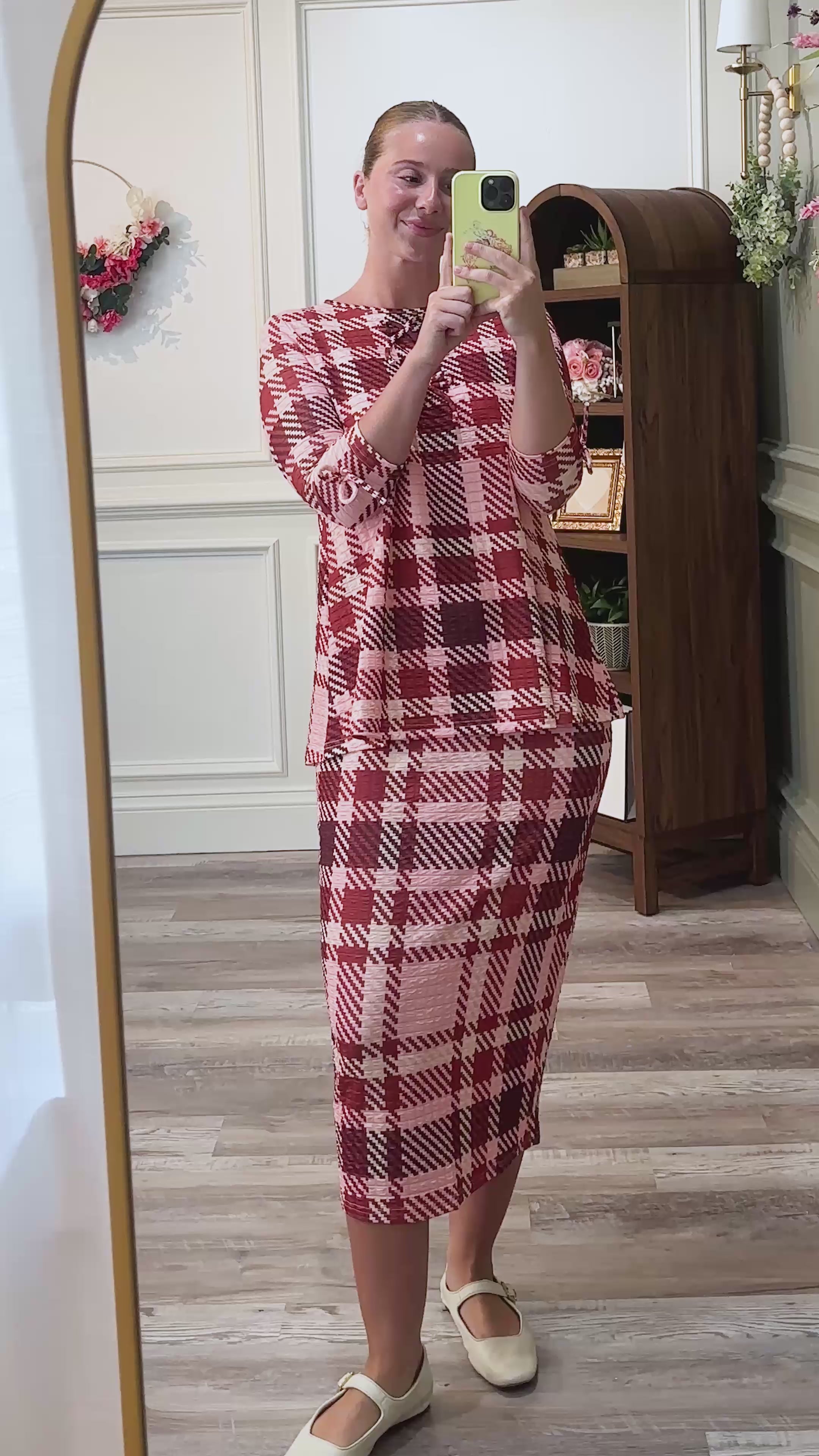 Try on video of Nuggles® Lexi Bow Top and Lexi Skirt