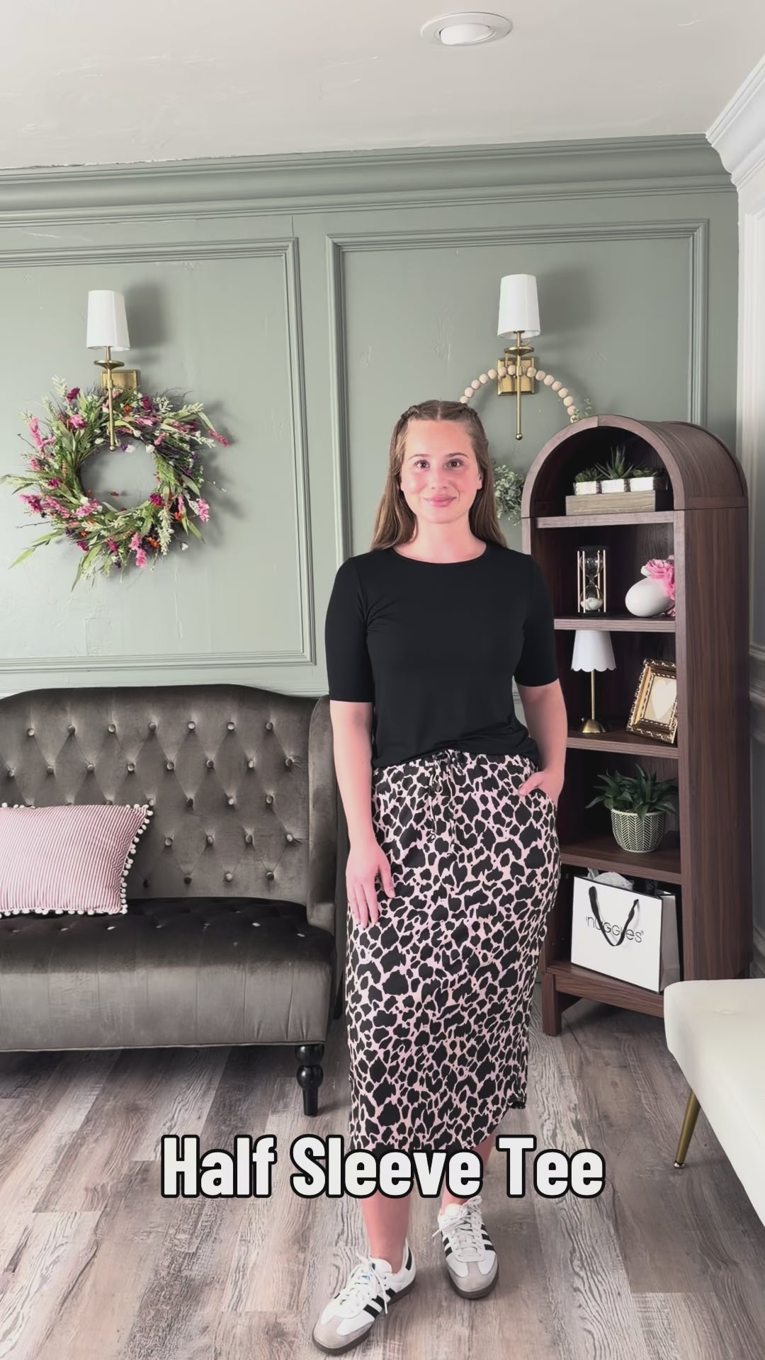 Try on video for Nuggles® Essential Tee with measurements in inches 