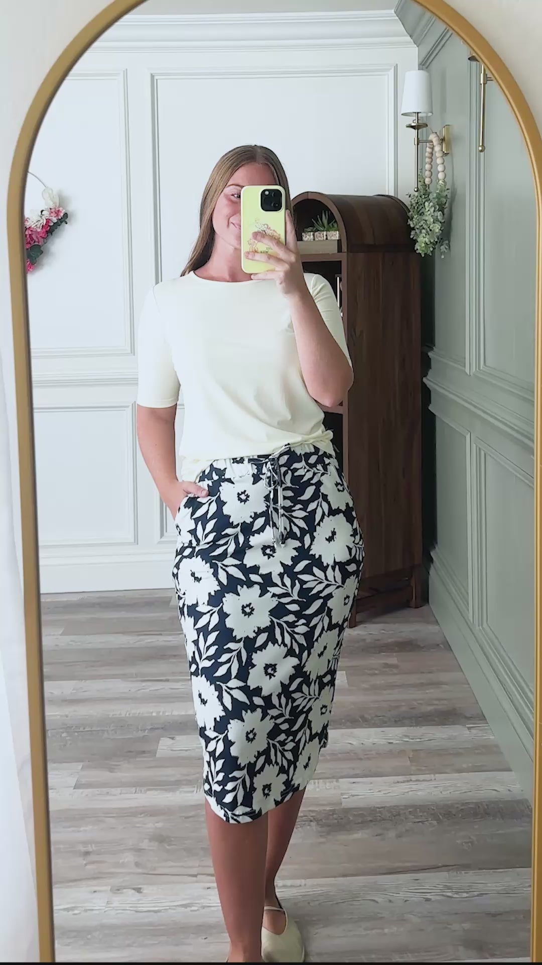 Model wearing Nuggles®  27" Drawstring Skirt
