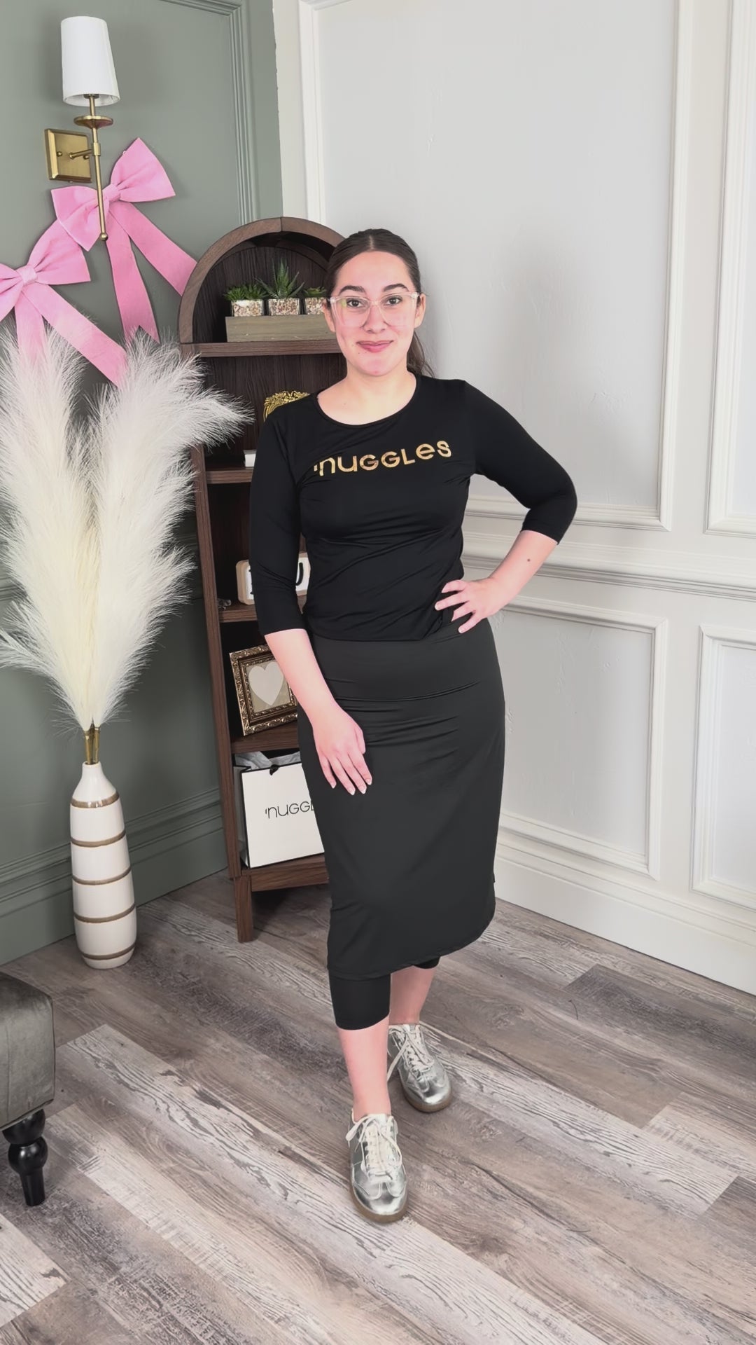 Try on video of our Model wearing Nuggles® 27" All-Sport Skirt in Black