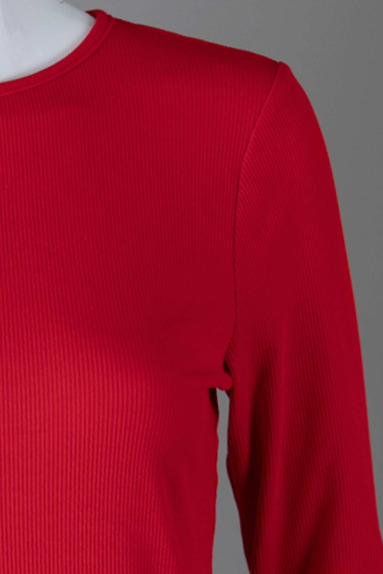 Model wearing Nuggles® 3/4 Essential Ribbed Tee in Red