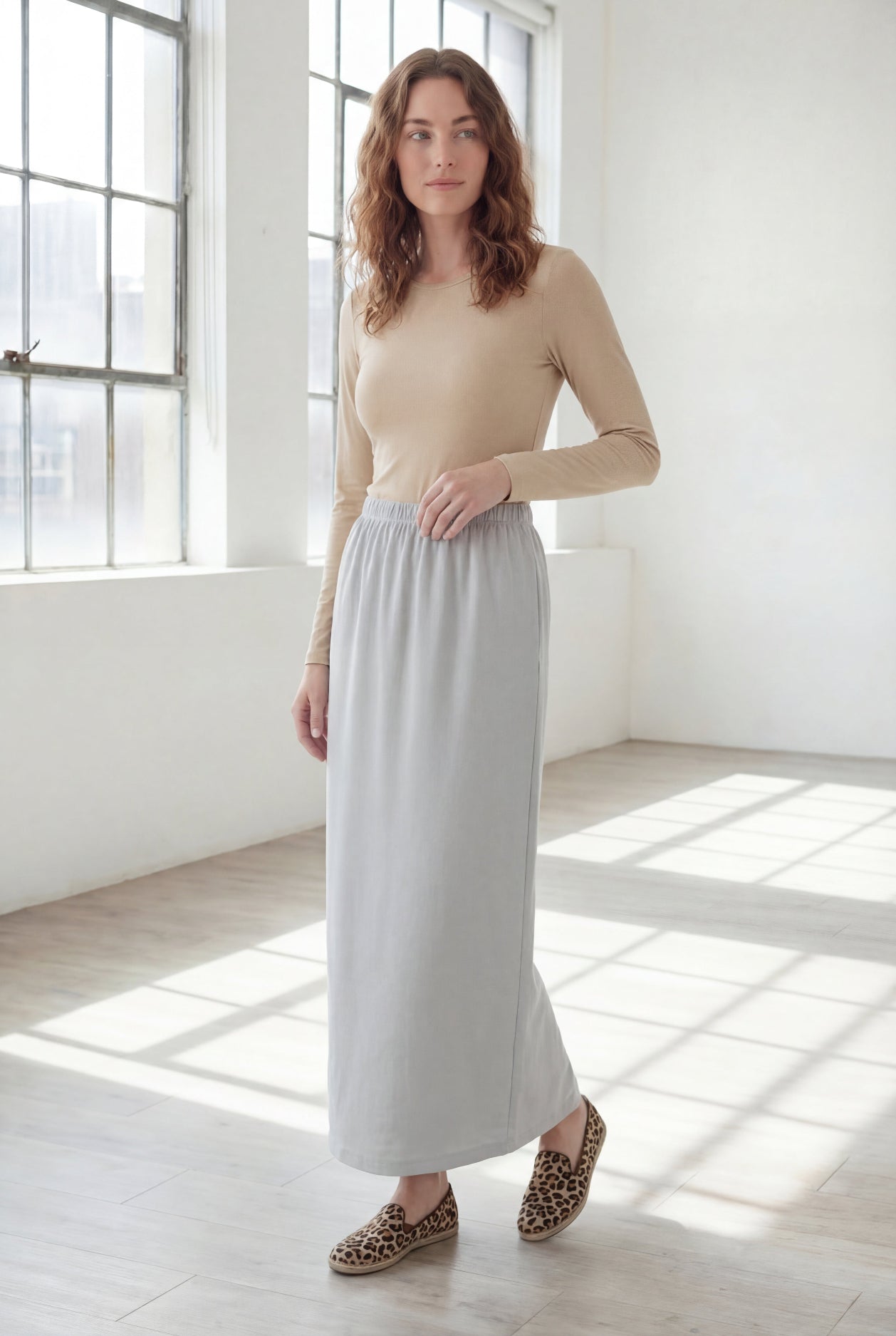 Model wearing Nuggles® 36" Classic Skirt in Silver