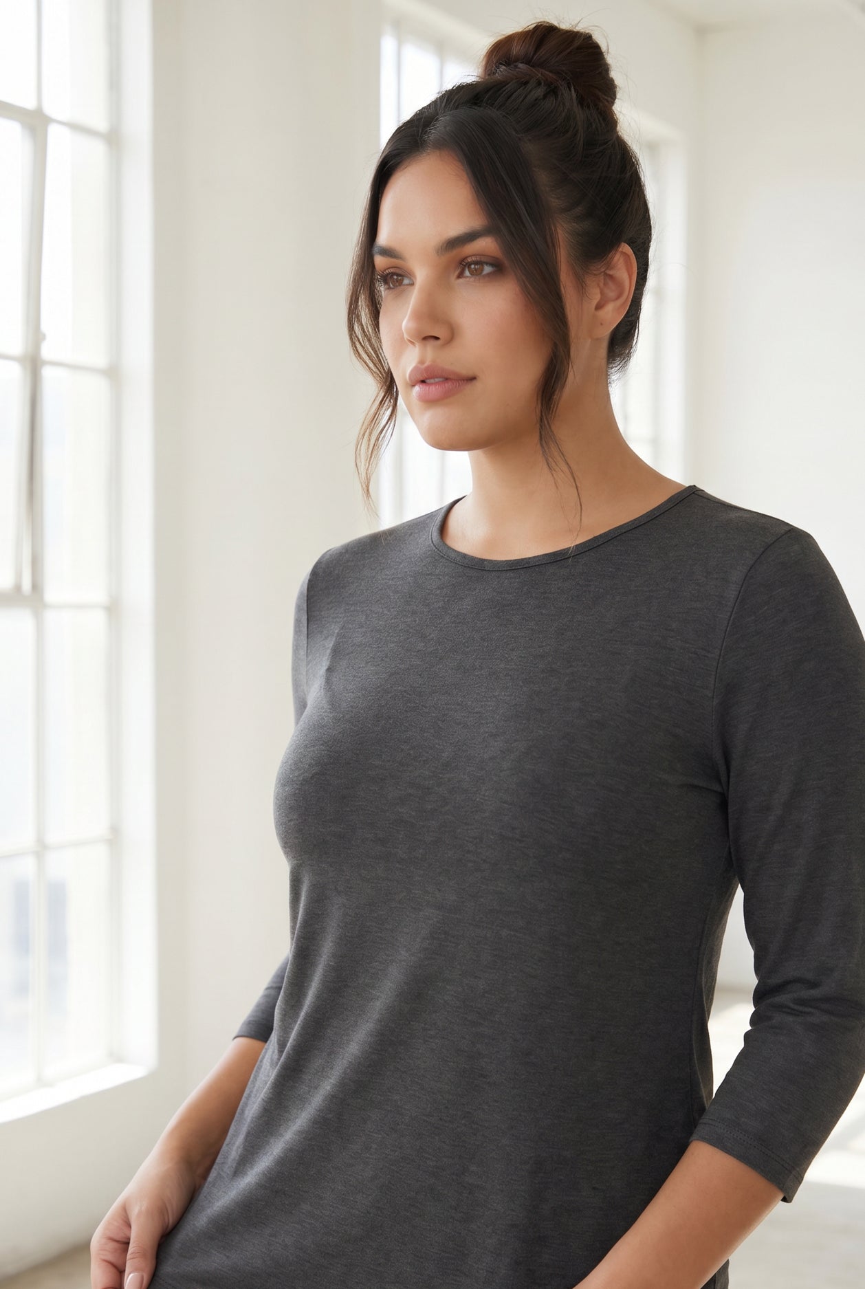 Model wearing Nuggles®  Half Sleeve Essential Tee in Slate Gray