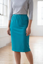Nuggles® 25-inch classic skirt elastic waistband and straight silhouette